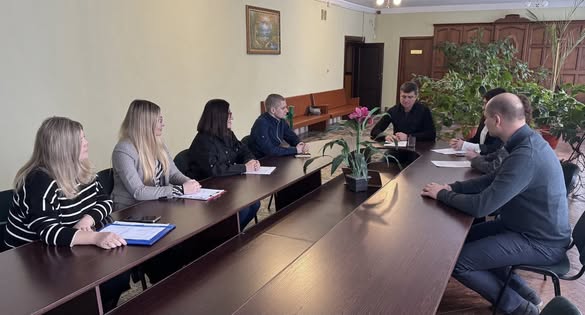 Захист прав дитини та інтересів держави: фаховий діалог 