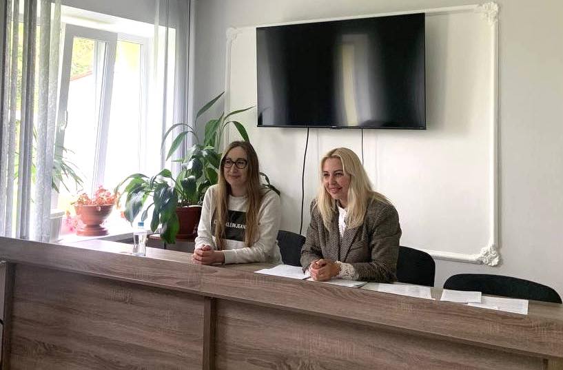 Особливості вчинення нотаріальних дій посадовими особами ОМС: у Житомирській області провели фахове навчання